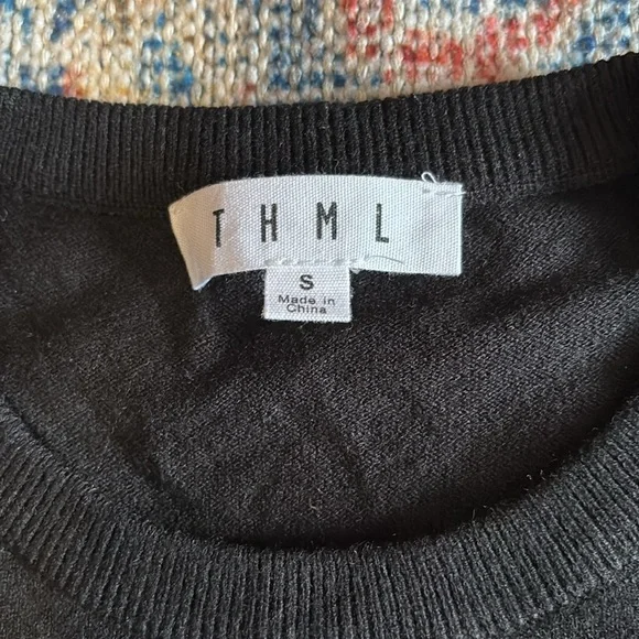 THML Black Ruffle Sweater w/ Horse Print Sleeveless SZ S EUC - Picture 4 of 6